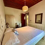 Genari Beach Apartments Sea And Garden View Apartment *
