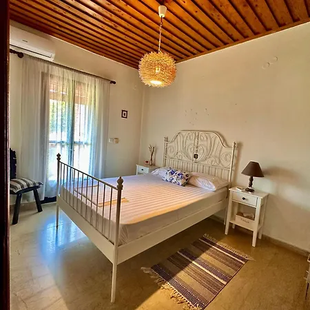 Genari Sea And Garden View Apartamento *